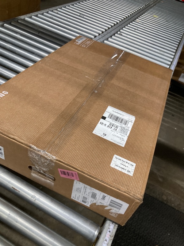Photo 1 of ** no refunds, no returns** Samsung 32" ViewFinity S7 (S70D) 4K UHD IPS HDR10 High Resolution Monitor with Speakers, DP Port, TUV-Certified, 2025, LS32D708EBNXGO