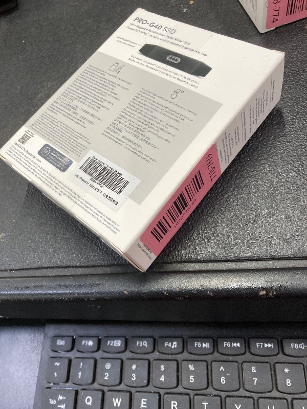 Photo 1 of ***Factory seal***

SanDisk Professional 2TB PRO-G40 SSD - Up to 2700MB/s, Thunderbolt 3 (40Gbps), USB-C (10Gbps), IP68 dust/Water Resistance, External Solid State Drive - SDPS31H-002T-GBCND