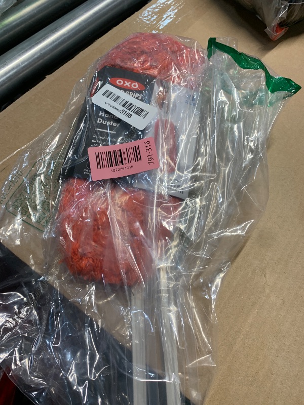 Photo 1 of ** no handle**
OXO Good Grips Microfiber Hand DusterLPNO508355108
LPNO508355108