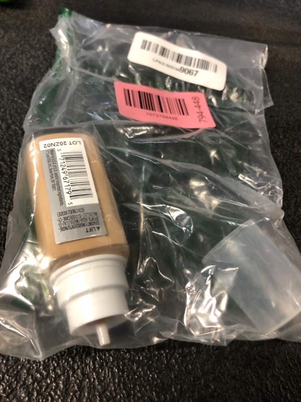 Photo 1 of ***DAMAGED - SEE NOTES/PICTURES*** L'Oreal Paris True Match Super-Blendable Foundation, Medium Coverage Liquid Foundation Makeup, N3, Light Medium, 1 Fl Oz