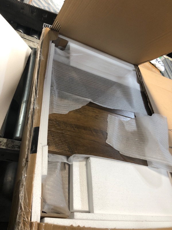 Photo 1 of ***MISSING PARTS***
NO LEGS*****
VASAGLE MAEZO Collection - Extendable Dining Table for 4/6/8, Kitchen Table with Tapered Legs, Curved Transitions, for Dining Room, Kitchen, Home Office, Honey Brown UKDT090K01V1