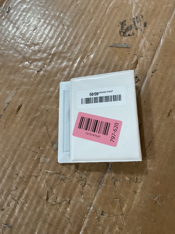 Photo 1 of ** does not have the keychain heart **
Sprinia Mini 3-inch Heart Hollow Photocard Binder - 32 Pockets - Kpop Stars & Rustic Wedding Album(White)