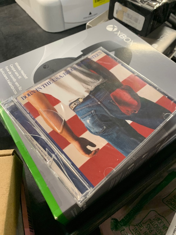 Photo 1 of ***FACTORY SEALED*** Case is cracked***
Bruce Springsteen - Born in the U.S.A.