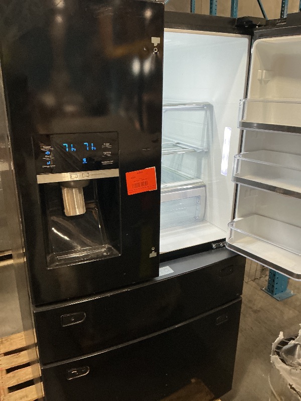 View 3 of ***DAMAGED DURING TRANSIT - TRUCK/TRAILER PICKUP ONLY***Samsung rf28hmedbsr French Door Refrigerator