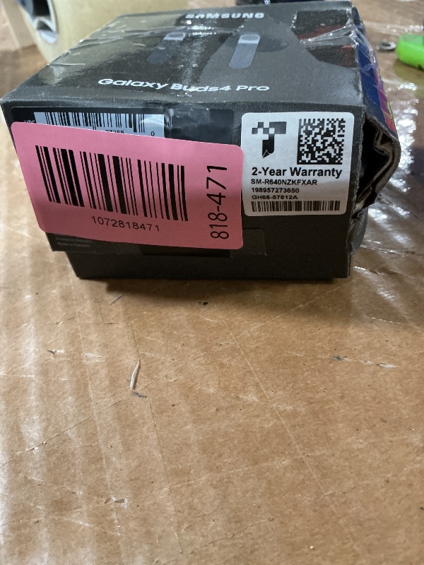 Photo 1 of ** case is cracked **
Samsung Galaxy Buds 4 Pro (2026) AI True Wireless Bluetooth Earbuds, Hi-Res Audio, 2-Way Speaker, ANC 2.0, Optimized Comfort, IP57, Live Translation, Black [US Version, 2 Yr Warranty]