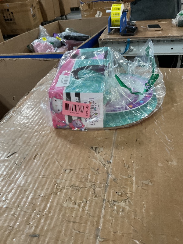 Photo 1 of * missing the small plate **
Get Trend Gabby's Dollhouse Dinnerware Sets for Kids, 5 Pc Tableware, Plate, Bowl, Cup, Spoon, Fork, Plates and Bowls Set, Gifts for Kids (Multi Gabby's Dollhouse)