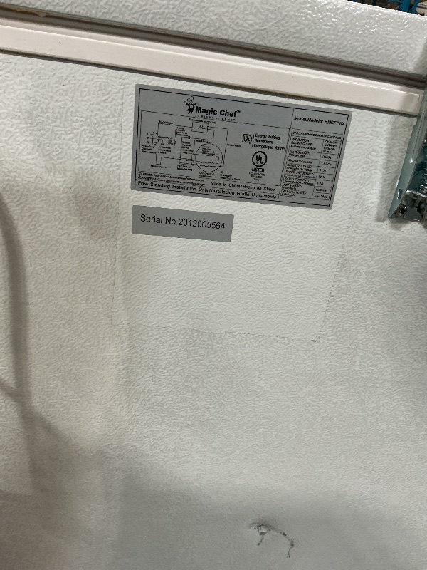 Photo 1 of ***DAMAGED DURING TRANSIT - TRUCK/TRAILER PICKUP ONLY***Magic Chef 7.0 cu. ft. Chest Freezer