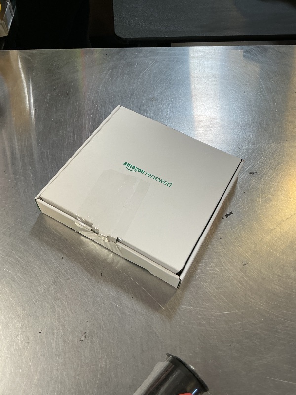 Photo 1 of Apple iPhone 16 Pro, US Version, 256GB, Desert Titanium - Unlocked (Renewed Premium)