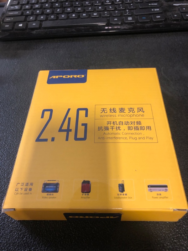 Photo 1 of JCWY 2.4G Wireless Flute Microphone Tie on Music Instruments Microphone, Wireless Receiver and Transmitter, for Flute and More