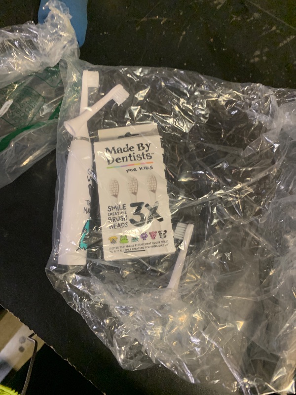 Photo 1 of dental care kit