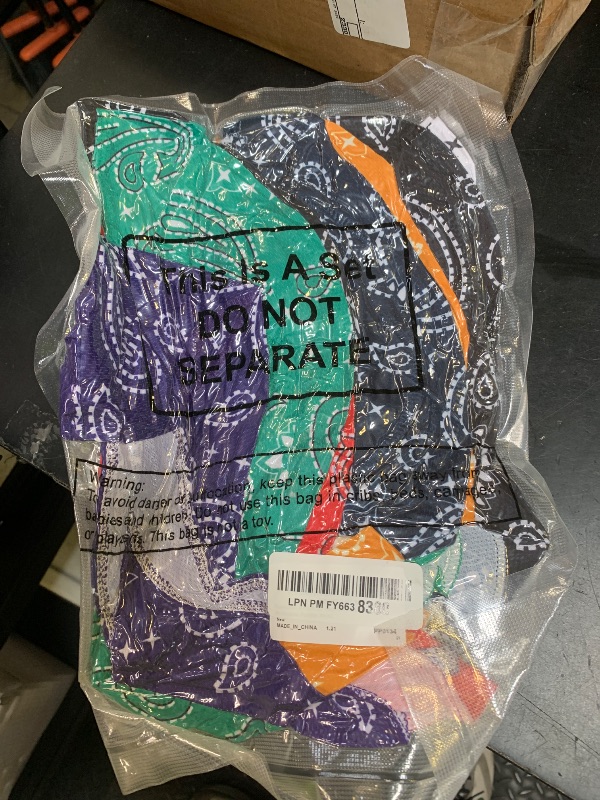 Photo 1 of Foaincore 8 Pack Do Rag Skull Caps for Men Sweat Wicking Doo Rags Cooling Helmet Liner Cycling Motorcycle Bandana (Multicolor,Paisley Style)