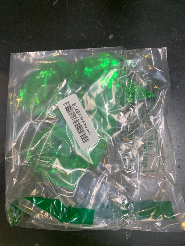 Photo 1 of 1 Pcs 8" Large Sequin Cheer Bows Clips, Cheerleading Glitter Hair Bow with Alligator Clips Hair Accessories for Cheerleaders Football Competition Sports (Green)