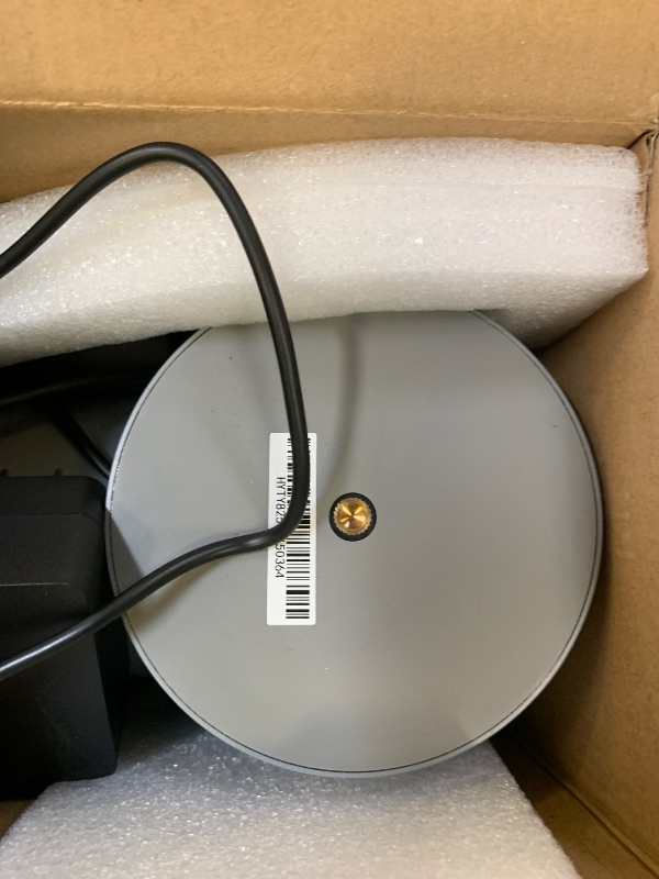 Photo 1 of ?Electric Focus?Magcubic Mini Projector 4K Support, Smart Projector with WiFi 6 and Bluetooth 5.4, 5W Soundbase Speaker, 180° Rotation, Portable Proyector for Home Theater