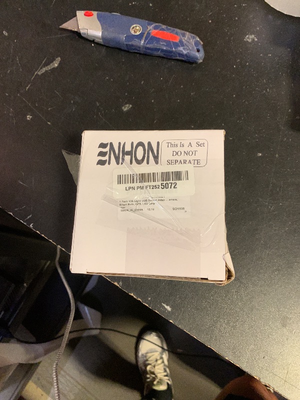 Photo 1 of 1 Pack E26 Light USB Socket Adapter, Lamp Socket Power Adapter 5V 1.5A, Light Socket Adapter Compatible with Wyze Cameras v3,v4,v3 Pro, USB Light Socket for Smart Camera, Smart Bulb, GPS, LED Strip