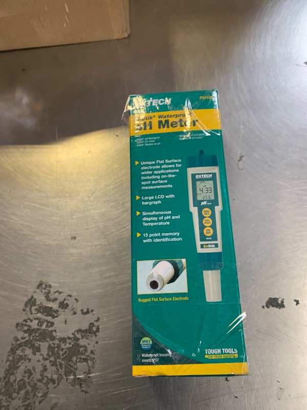 Photo 1 of Extech PH100 Waterproof ExStik II pH Meter Kit with Flat Surface Electrode and Temperature Display