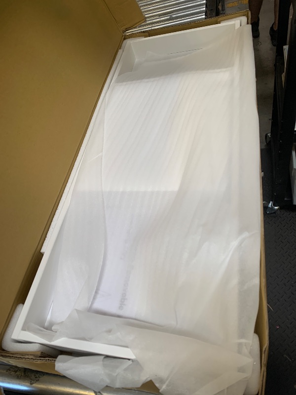 Photo 1 of DaVinci Universal Wide Removable Changing Tray (M0619) in White