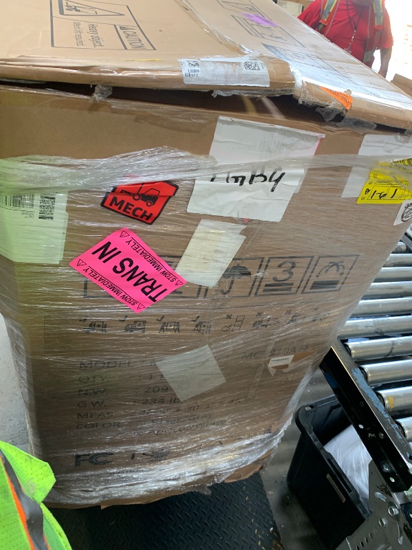 Photo 1 of MYNTA Massage Chair Full Body with Heat, Zero Gravity SL-Track 3D Massage Chairs with Thai Stretching, 12 Modes,12 Massage Techniques, Calf & Foot Massage, Wireless Charging, White Noise