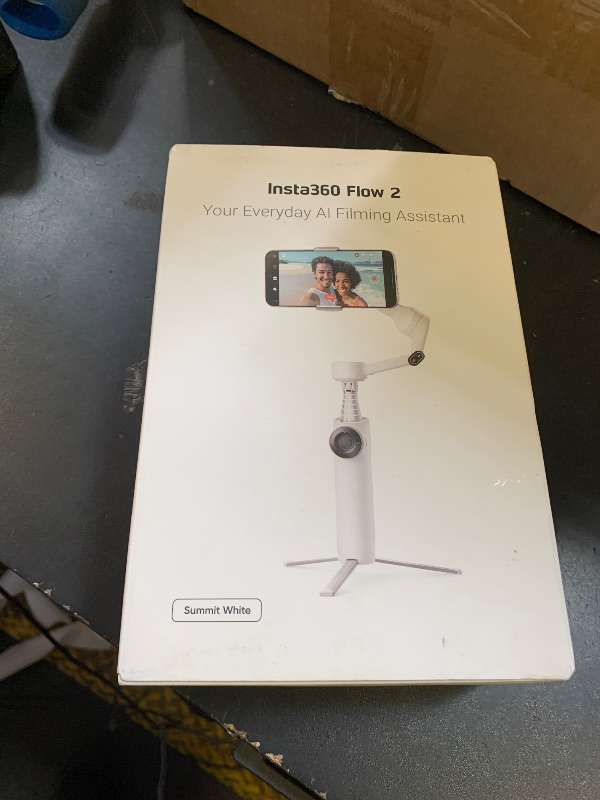 Photo 1 of Insta360 Flow 2 White - Foldable AI Gimbal for iPhone, AI Tracking, Multi-Person Tracking, Built-in Tripod/Selfie Stick, Remote Control, iPhone/Android Portable Stabilizer