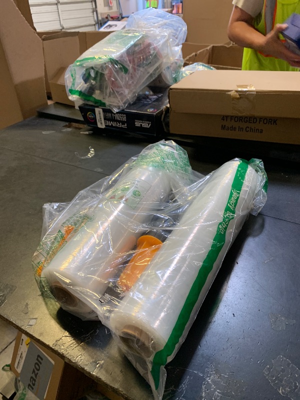 Photo 1 of stretch film 15in wide 1000ft roll