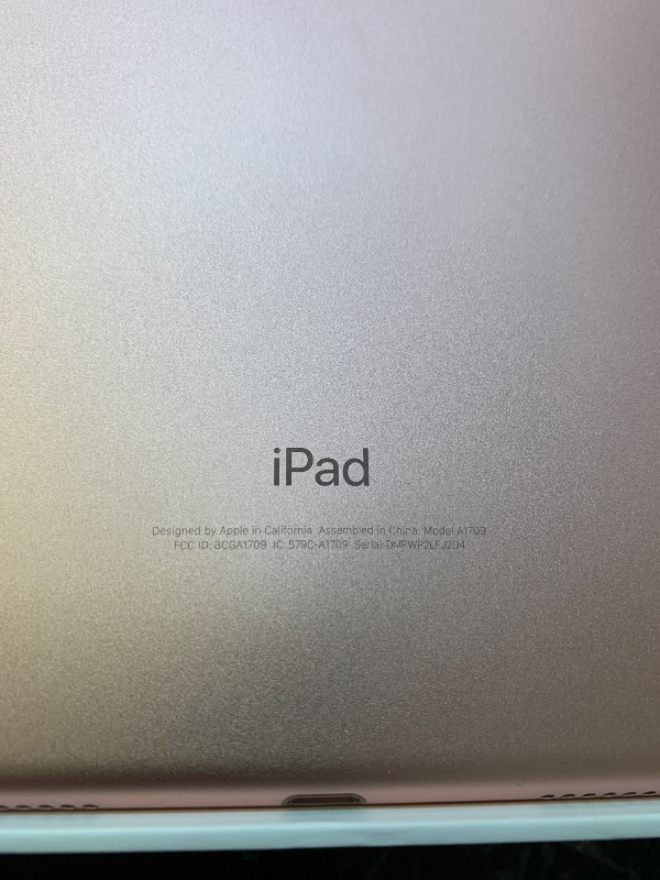 View 3 of Apple iPad Pro (10.5-inch, Wi-Fi + Cellular, 64GB) - Rose Gold (Previous Model) lock