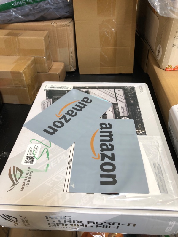 Photo 1 of ASUS ROG Strix B650-A Gaming WiFi AMD B650 AM5 Ryzen™ Desktop 9000 8000 & 7000 ATX motherboard, 12 + 2 power stages, DDR5, 3x M.2 slot, PCIe® 4.0, 2.5G LAN, WiFi 6E, USB 3.2 Gen 2x2 Type-C®, Aura Sync