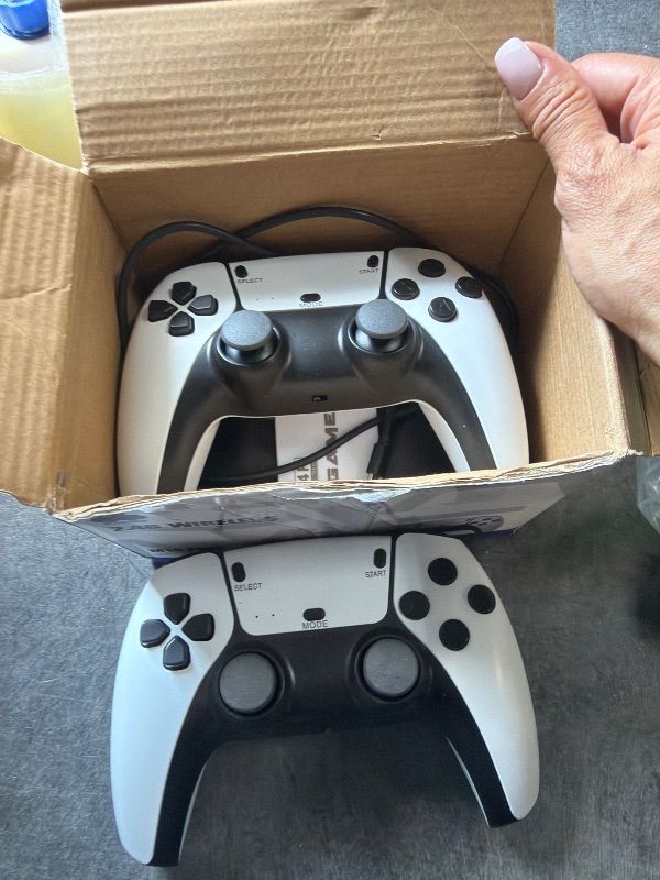 Photo 1 of **UNTESTED**
Upgrade Wireless Retro Game Console,Retro Gaming Stick with 20000+ Games,Video Games with Dual 2.4G Wireless Controllers,Plug and Play Video Game for Tv.