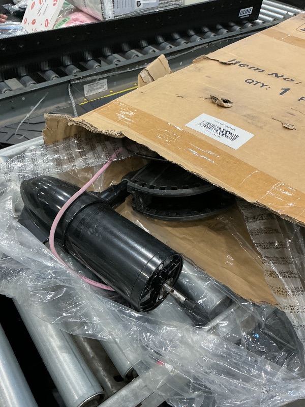 Photo 1 of *NON-FUNCTIONAL*
Cloud Mountain Trolling Motor Electric Outboard Brushed for Fishing Boats Saltwater Transom Mounted with Adjustable Handle, 60 LBs Thrust 12V 28" Shaft