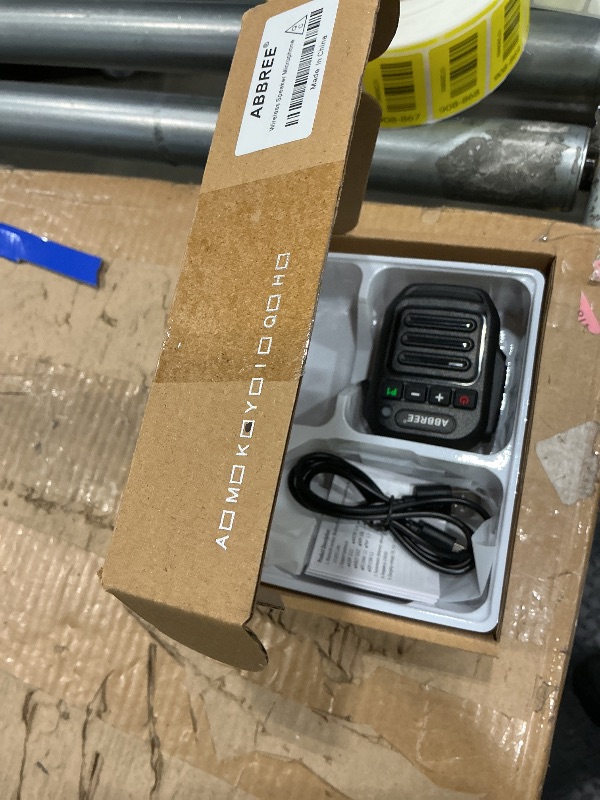 Photo 1 of *MISSING PARTS*
ABBREE Ham Radio Wireless Handheld Speaker Mic, 2 Pin Shoulder Microphone for Baofeng 5RM UV-5R,BF-F8HP PRO,AR-152,K5PLUS,GM-15Pro,UV-5G Plus UV-32 GM21 Walkie Talkie Accessories (Black)