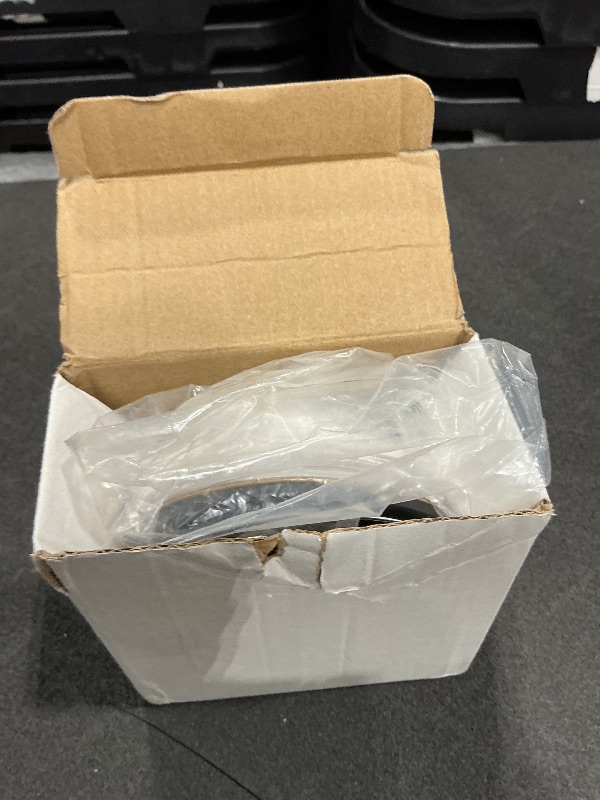 Photo 1 of **UNTESTED**
ZAGO LED 6" 120 Volts Closet Light Wired, PIR Motion Sensor Ceiling Disc Light, 15W, 1100 Lumens, CRI>80, 3000K Warm White for Closet, Laundry, Garage, Pantry, Wet Location, ETL, White, 2 Packs