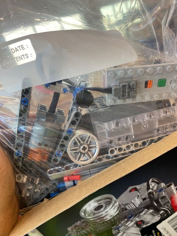 Photo 1 of *MISSING PARTS - see clerk notes*
Mould King 10171 V8 Engine Model Kit, Mini V8 Engine Kits That Runs, Build Your Own Car Model Engine with Motor, Collectible Building Blocks for Adults, DIY STEM Construction Toys for Display