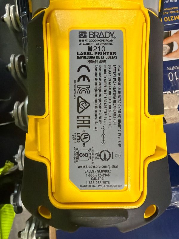 Photo 1 of *MISSING PARTS - see clerk notes*
Brady M210 Portable Label Printer with Rubber Bumpers, Multi-Line Print, 6 to 40 Point Font (Replaces BMP21-PLUS Printer)