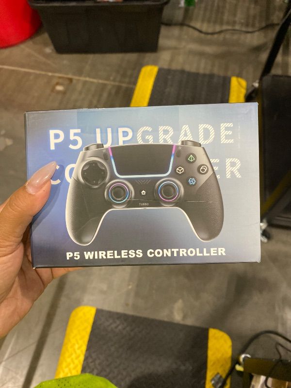 Photo 1 of *MAJOR DAMAGE*
VidPPluing Wireless Controller Compatible with PS5/Android/IOS/MAC/Steam Deck, Gamepad with LED Lighting/Hall Effect Trigger/Turbo/Macro/Dual Vibration/3.5mm Headset Jack/1500 mAh Battery