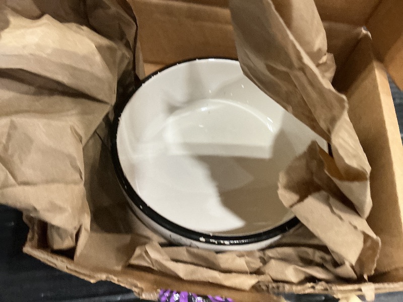 View 2 of **CHIPPED**
Pearhead Ceramic Dog Faces Dog Bowl, Stoneware Food and Water Dish for Dogs, Heavy Non-Slip Base, Small/Medium 2.25 Cups/ 18 oz