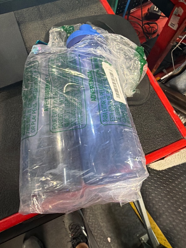 Photo 1 of ** SOLD AS IS, NO REFUND/RETURN** SEE COMMENTS!Pogo 32oz Chug Lid Tritan Water Bottle (Grey/Blue 2-pack)