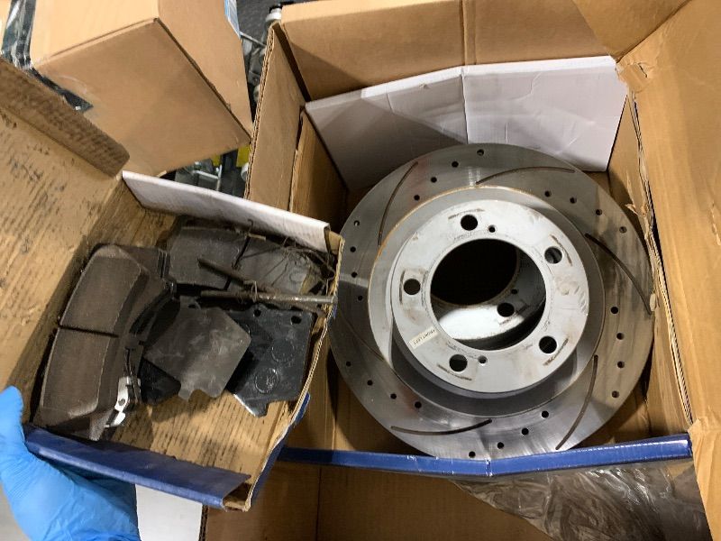 Photo 1 of ** SOLD AS IS, NO REFUND/RETURN** SEE COMMENTS!
Brake Kits Compatible With 2007-2021 Toyota Tundra, 2008-2022 Sequoia, 2016-2021 Land Cruiser, Lexus LX570 Geomet-Coated Disc Brakes Rotors and Ceramic Brake Pads Front And Rear Replacement Betthand