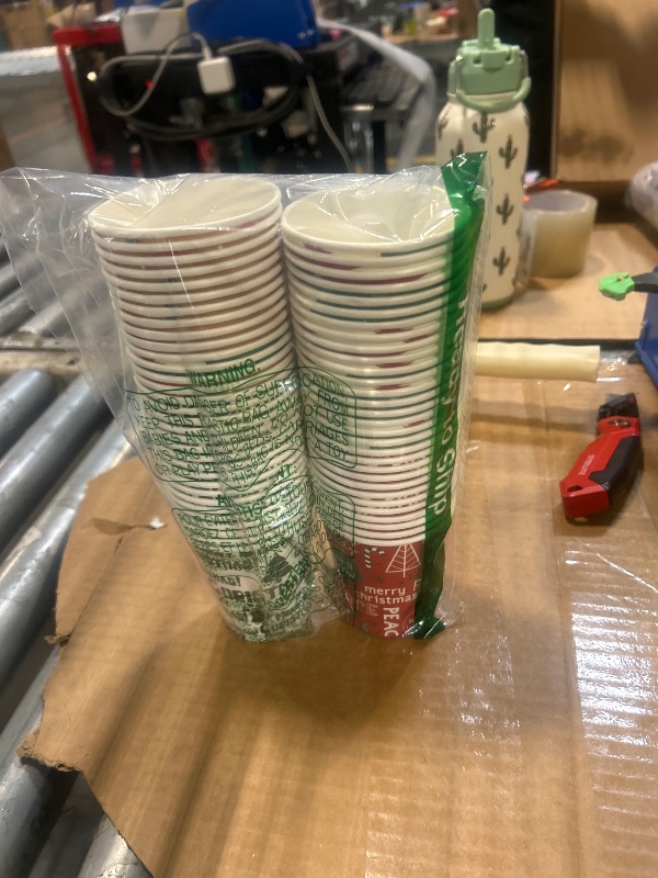 Photo 1 of ****SIMILAR ITEM****
Hefty Paper Disposable Hot Cups with Lids, 16 Ounce, 20 Count