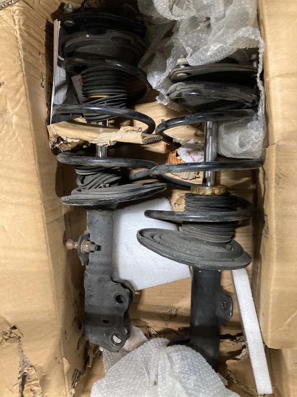 Photo 1 of ***VERY USED///VERY USED*** ILONPA 1333375L 1333375R Front Struts Shocks Assemblies w/Coil Spring for 2012-2017 Toyota Camry ONLY (2.5L SE) / 2015 & 2017 Camry ONLY (2.5L XSE) - [15-17 Camry Only for w/Sport Tuned Suspension]