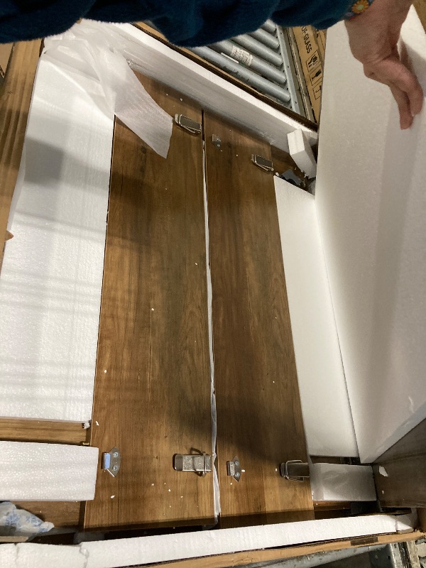 Photo 1 of *MISSING PARTS*
VASAGLE MAEZO Collection - Extendable Dining Table for 4/6/8, Kitchen Table with Tapered Legs, Curved Transitions, for Dining Room, Kitchen, Home Office, Honey Brown UKDT090K01V1