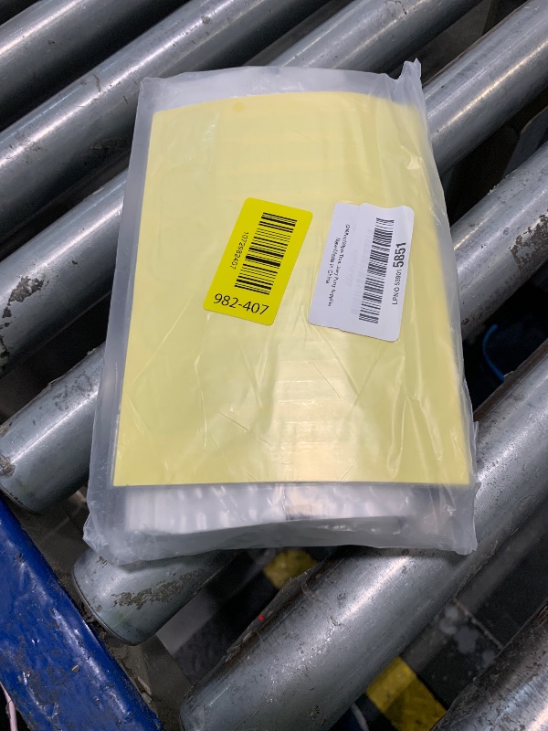 Photo 1 of (200Pcs)100pcs Translucent Plastic Bags/Bakery Bags with 100pcs Hand made Stickers for Cookie Cake Chocolate Candy Snack Wrapping Good for Bakery Party Supplies