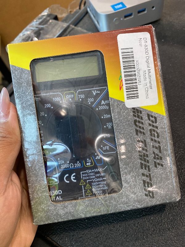 Photo 1 of **UNTESTED**
DT-830D Digital Multimeter with Buzzer Square Wave Output Voltage Ampere Ohm Tester Probe DC AC LCD Overload Protection