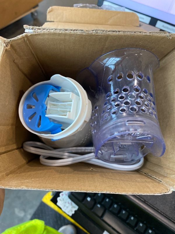 Photo 1 of **UNTESTED**
Vicks Sinus Inhaler, Plug-in Non-Medicated Steam Inhaler for Sinus Relief, Allergies, Congestion & Colds, Vocal Steamer, Soothes Nasal & Throat Passages, Works with VapoPads (1 Included)