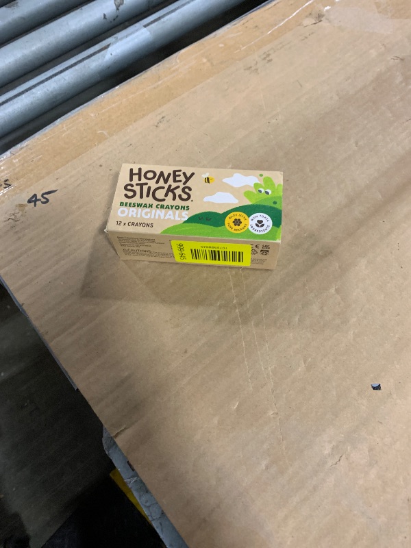 Photo 1 of
Honeysticks 100% Pure Beeswax Crayons (12 Pack) - Non Toxic Crayons for Toddlers 1-3, Safe for Baby from 1 Year Old Plus, Handmade with Natural Beeswax and...
Style:Classic