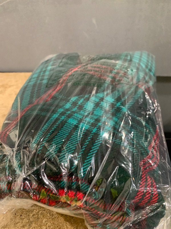 Photo 1 of **Stock Pick for Reference** Allsafe Traders Scottish Men's Kilts Tartan Kilt Highland Light Weight Value Kilt (Macdonald, 36''-38'' Belly Button)