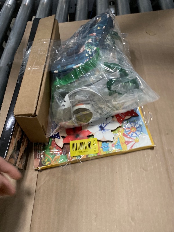 Photo 1 of ** SOLD AS IS BUNDLE OF MISCELLANEOUS AND SORTED GOODS **