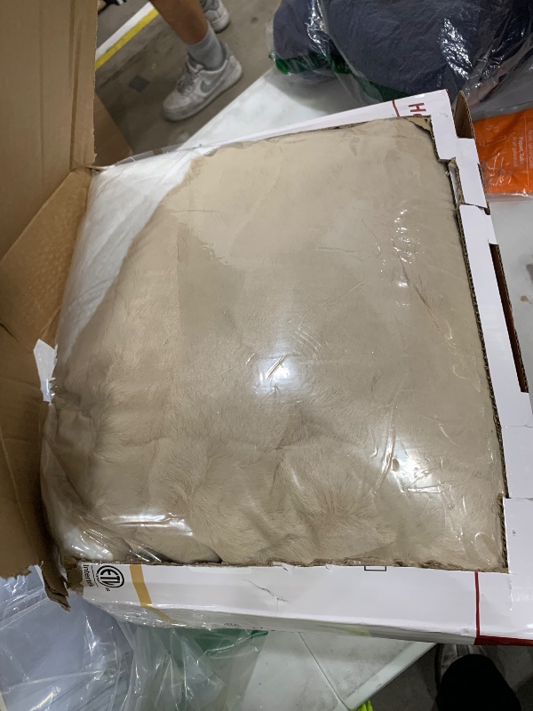 Photo 1 of ***MISSING PARTS***
Homemate Heated Blanket Electric Throw - 50"x60" Heating Blanket Throw 1/2/4/6/8 Hours Auto-Off 10 Heat Levels Over-Heat Protection Luxury 800 GSM Faux Fur 200 GSM Sherpa ETL Certification