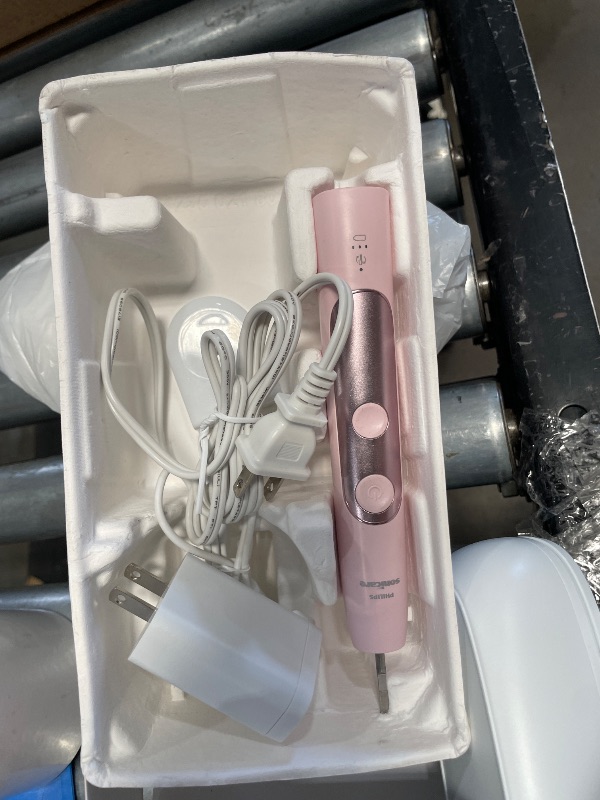 Photo 1 of ****PARTS ONLY **** Philips Sonicare ExpertClean 7500 Pink, Rechargeable Electric Power Toothbrush, HX9690/07
