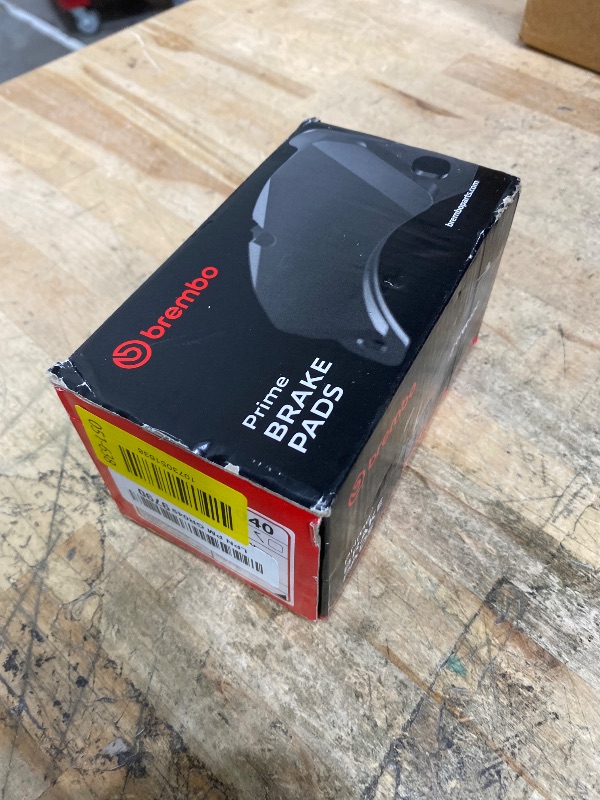 Photo 1 of **FACTORY SEALED** Brembo P65040 Low-Met Rear Disc Brake Pad Set PORSCHE OE# 95B698451