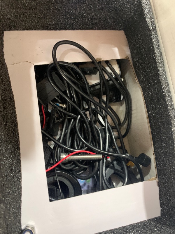 Photo 1 of **BACK HAS DAMAGE, FOR PARTS ONLY**Carpuride W702RS PRO Motorcycle GPS Wireless Carplay/Android Auto/Radar BSD, 7" Waterproof Motorbike Touch Screen, with BM05 Mount, Bluetooth Trans, Intercom,Wired Controller, Navigation