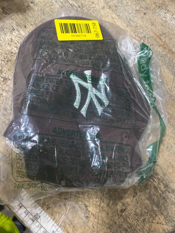 Photo 1 of '47 New York Yankees Adjustable Cap Clean Up MLB, Brown, One Size