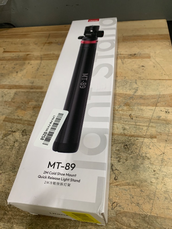 Photo 1 of 
Compatible for Ulanzi MT-79 Extendable Tripod with 1/4'' Screw for DSLR, Smartphone, Fill Light & Microphone
